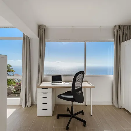 Lägenhet Famara By Interhome